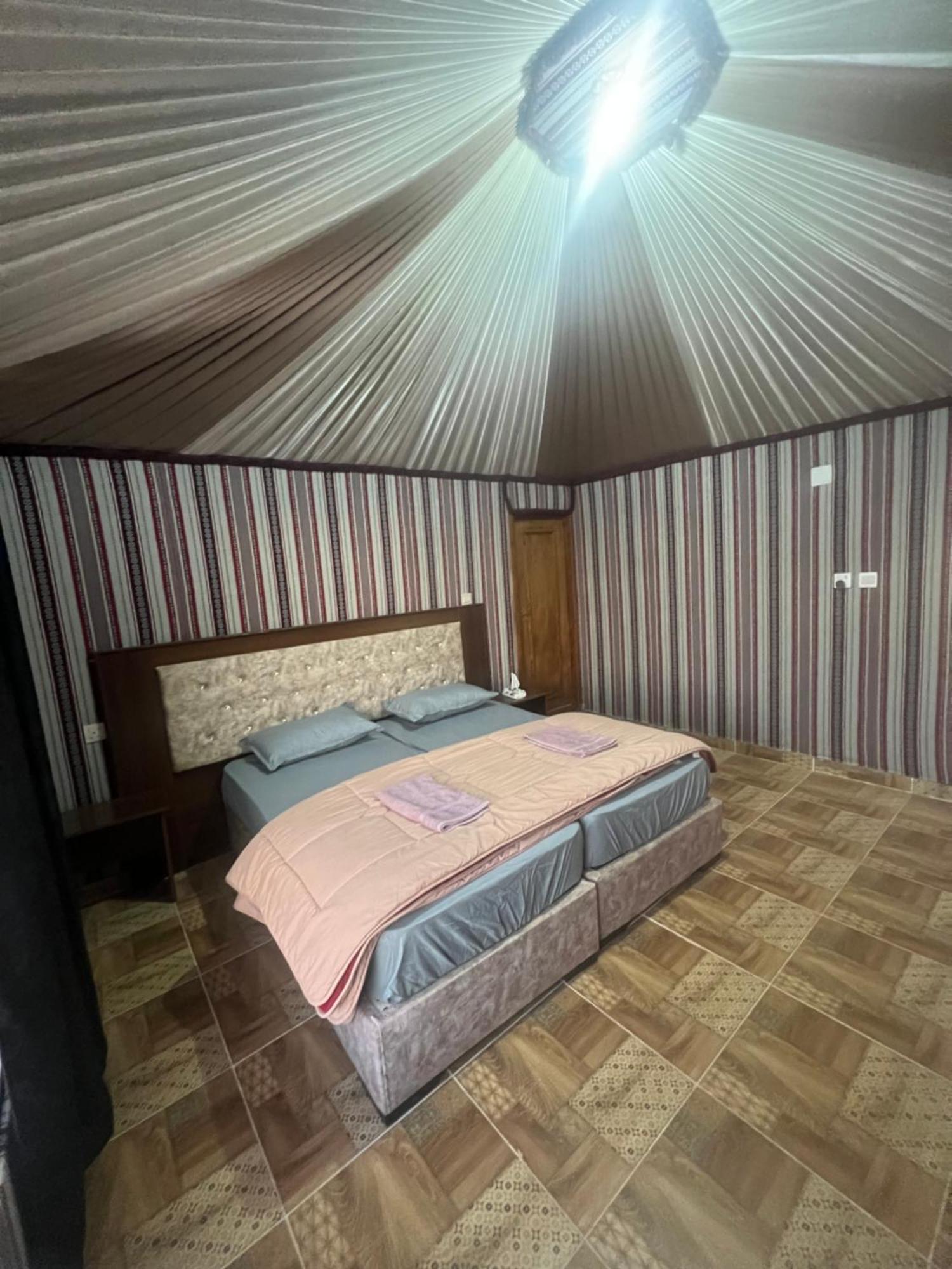 Wadi Rum Mars Camp Екстер'єр фото