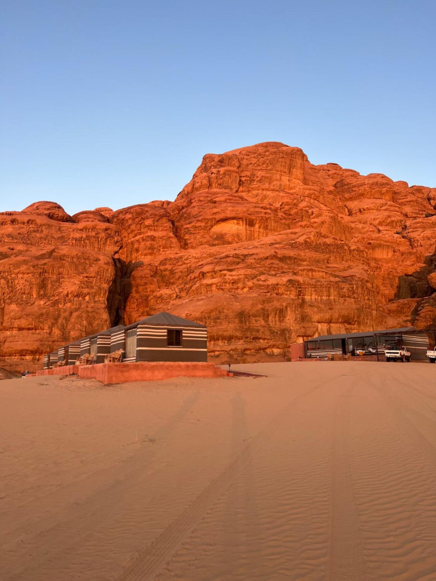 Wadi Rum Mars Camp Екстер'єр фото
