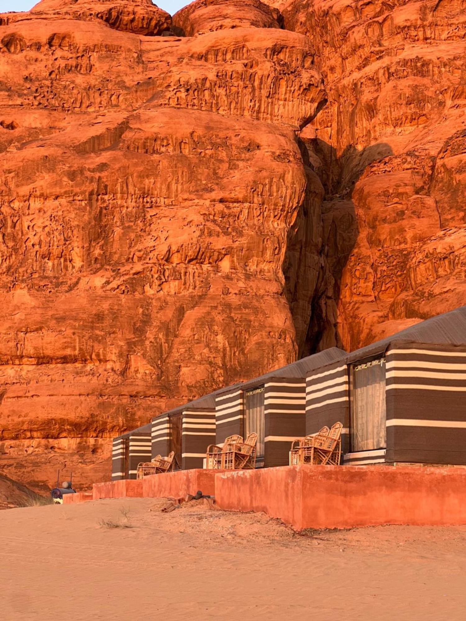 Wadi Rum Mars Camp Екстер'єр фото