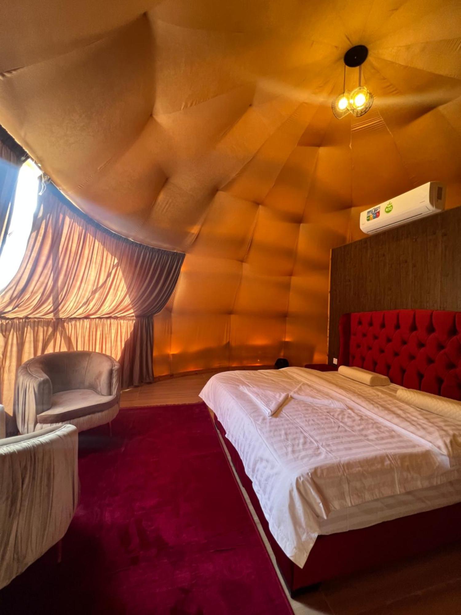 Wadi Rum Mars Camp Екстер'єр фото