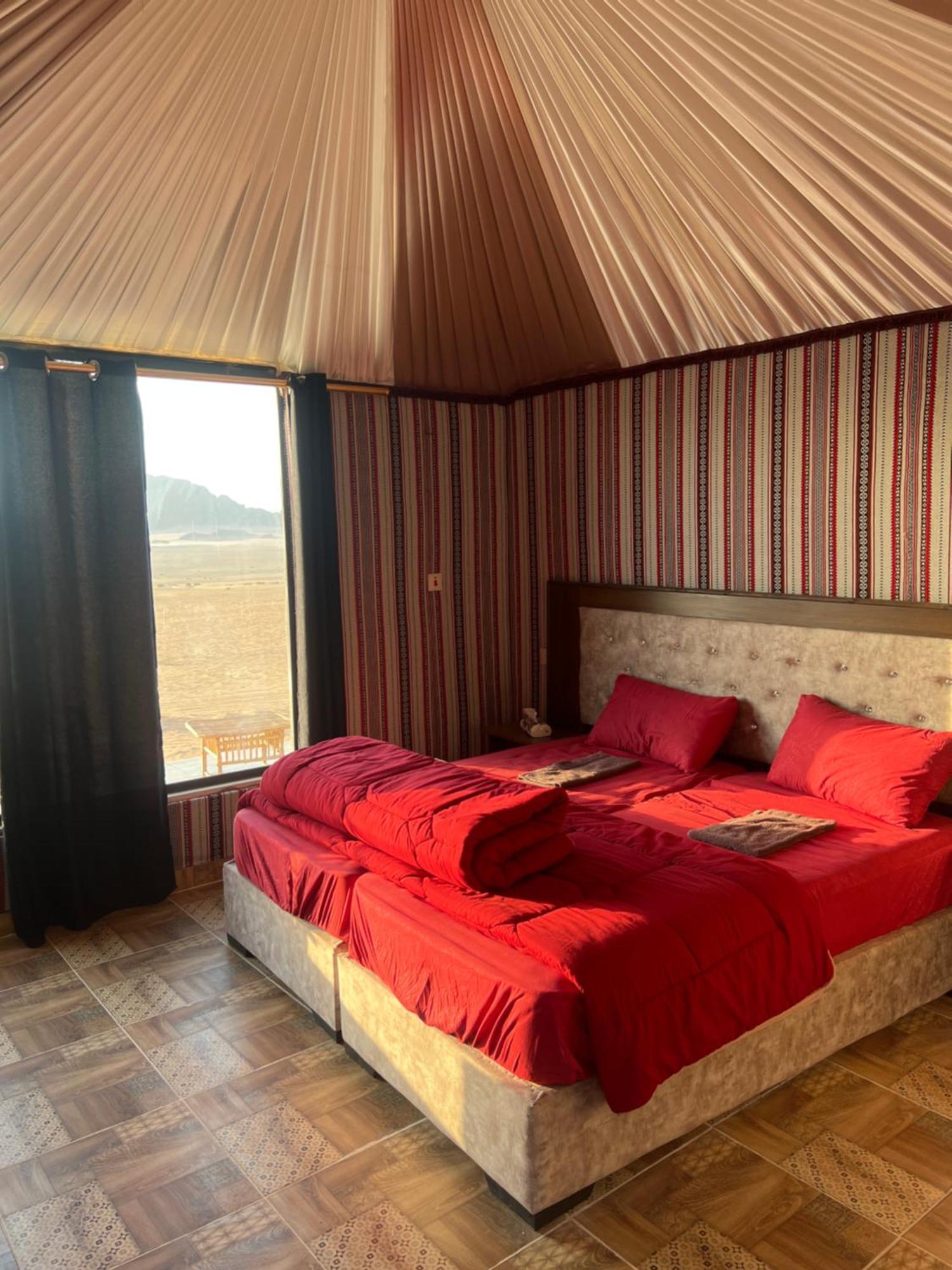 Wadi Rum Mars Camp Екстер'єр фото