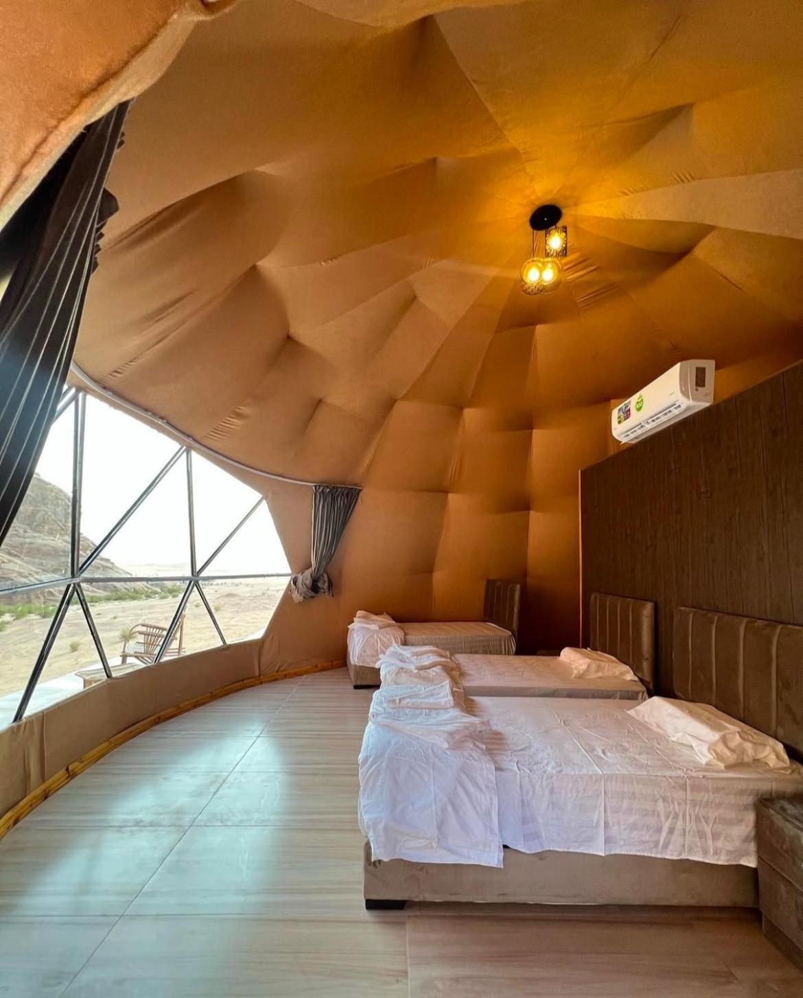 Wadi Rum Mars Camp Екстер'єр фото