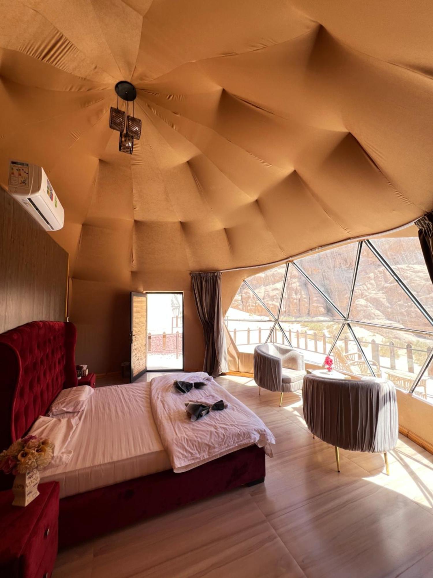 Wadi Rum Mars Camp Екстер'єр фото