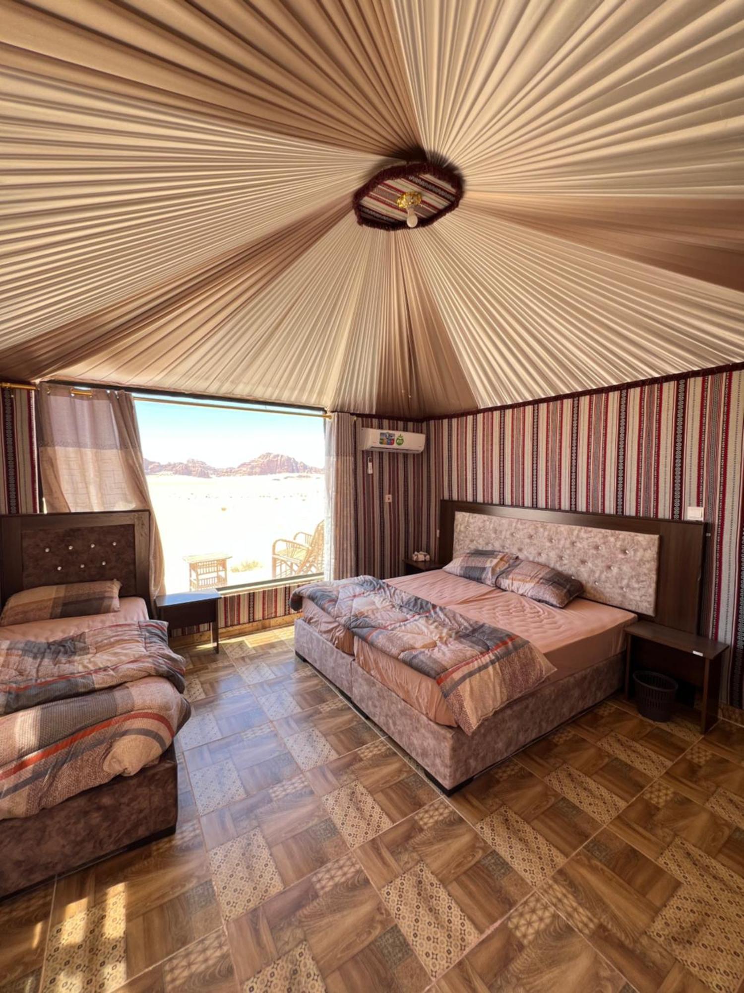 Wadi Rum Mars Camp Екстер'єр фото