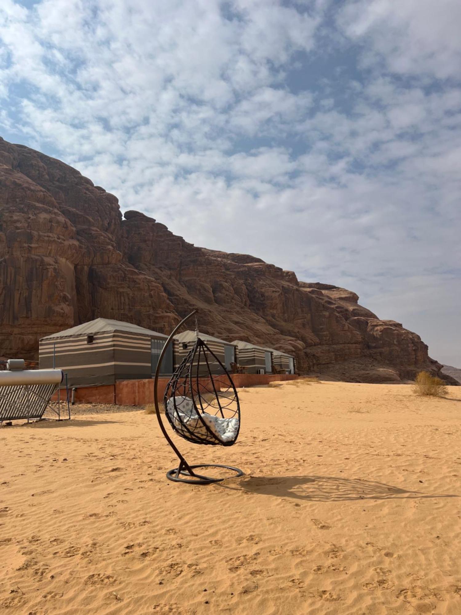 Wadi Rum Mars Camp Екстер'єр фото