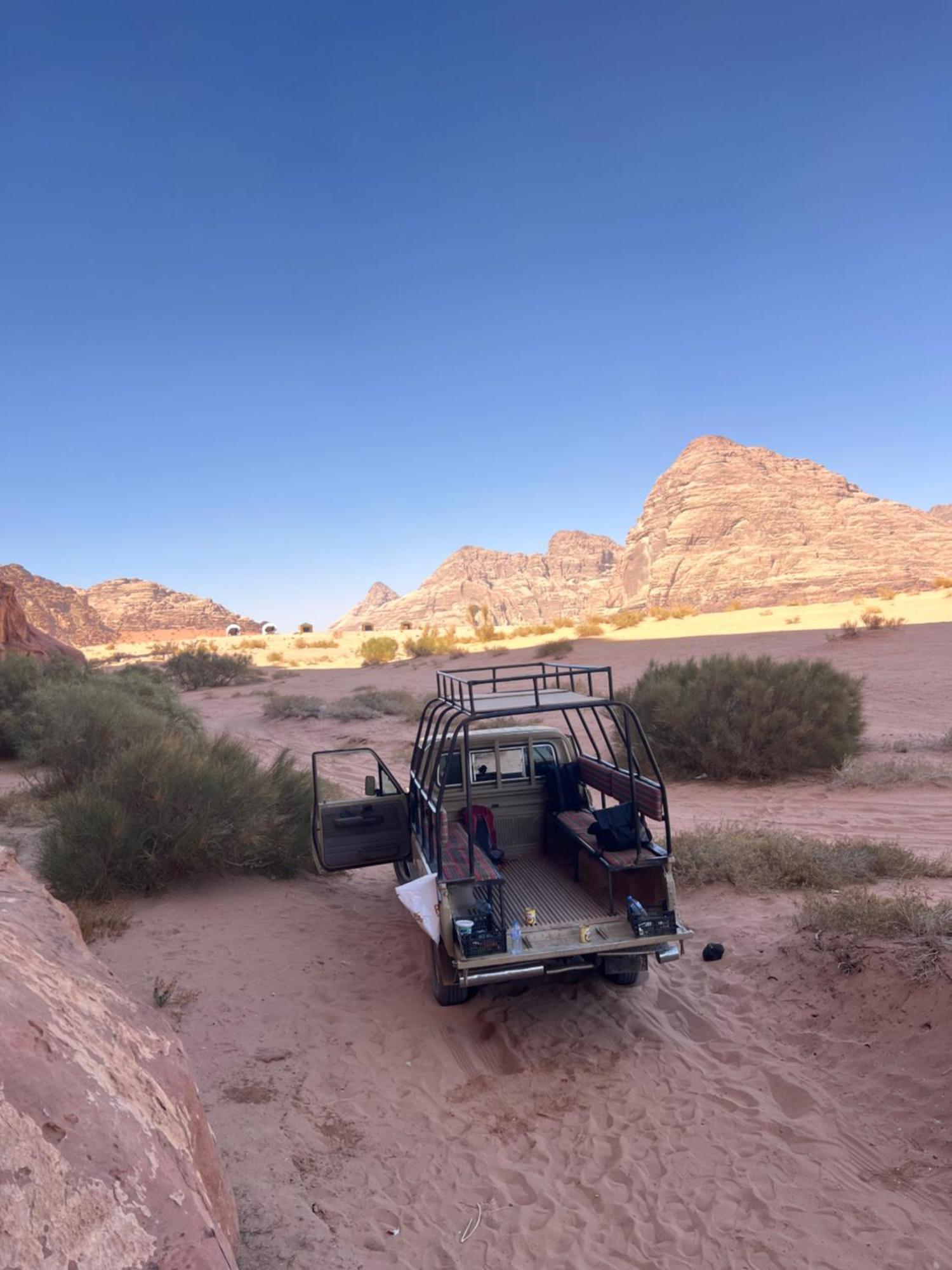 Wadi Rum Mars Camp Екстер'єр фото