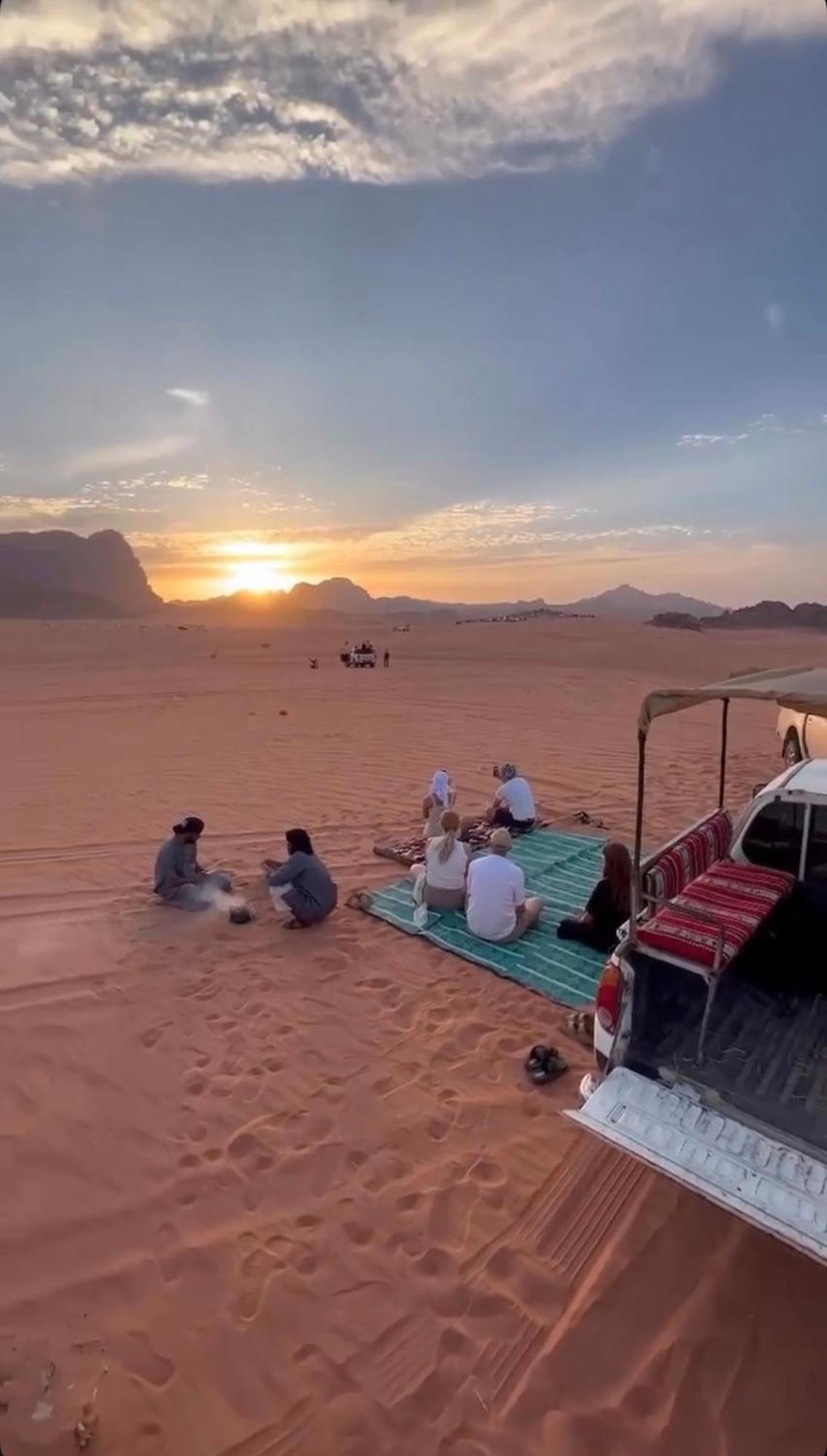 Wadi Rum Mars Camp Екстер'єр фото